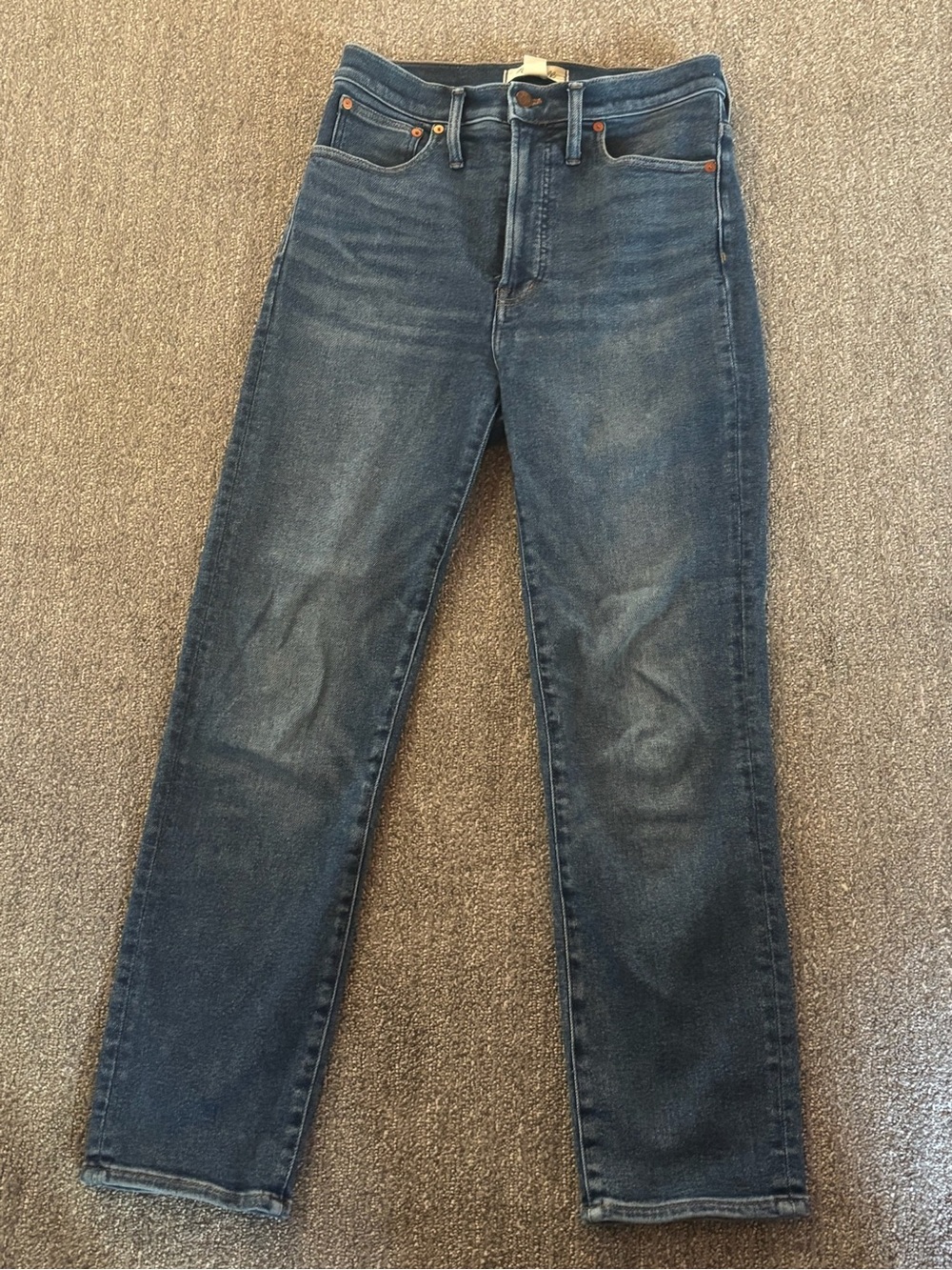 Madewell women’s  medium Blue Slim Straight Jeans